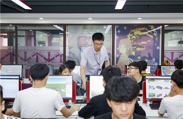 初中畢業(yè)上職業(yè)學(xué)校好么？