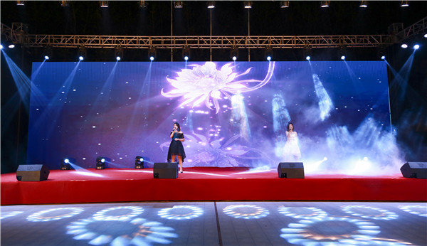 南京新華2019年新生開學(xué)典禮暨CEAC獎(jiǎng)學(xué)金頒獎(jiǎng)盛典隆重舉行！