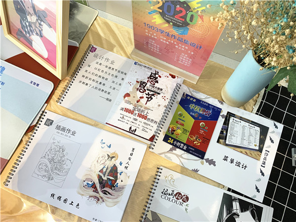 教學(xué)成果展示周，學(xué)子答辯各顯神通