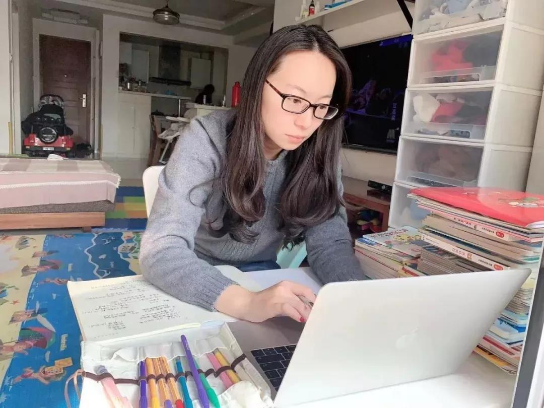 休假不休課，停課不停學(xué)，足不出戶在線學(xué)技術(shù)！