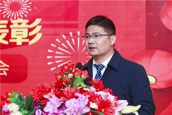 2020春季教學(xué)質(zhì)量月總結(jié)表彰暨教學(xué)研發(fā)部署大會隆重舉行！