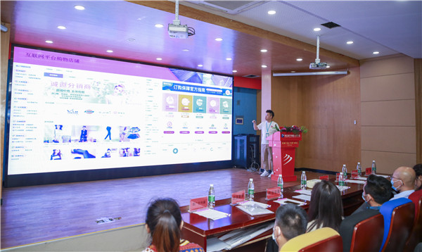 就業(yè)保障丨千企萬崗進校園，助力學子精準就業(yè)！