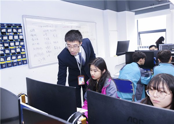 男生學什么IT技術(shù)好，該如何選擇？