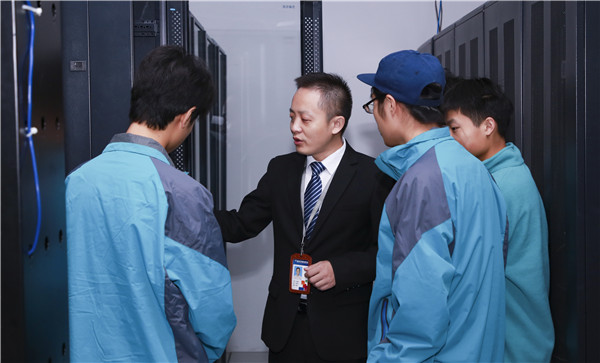 初中畢業(yè)上技校學什么技術好？