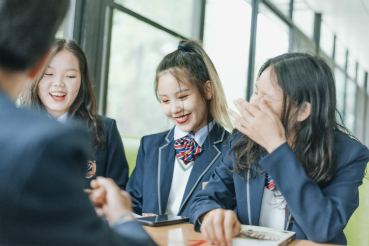 人人出彩 技能強(qiáng)國，新華邀你體驗(yàn)工匠精神