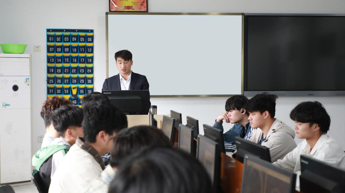 這個動漫火了！揭秘《新華小趣事》創(chuàng)作團隊背后的故事！