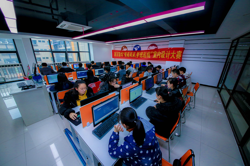 南京哪里的技術(shù)學(xué)校好？選職校你需要了解這些！