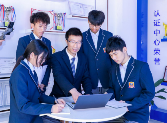 為熱愛(ài)而選擇，為選擇而執(zhí)著