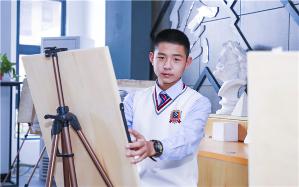 現(xiàn)在男生學(xué)什么技術(shù)好？