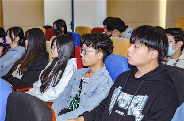 就業(yè)保障丨企業(yè)進校園，助力南新學子就業(yè)