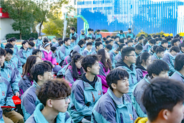 知行合一，榜樣力量 —南京新華2021年度學(xué)生工作總結(jié)暨表彰大會圓滿落幕！