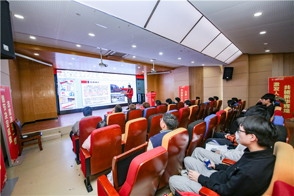 企業(yè)大咖進校園|拓寬就業(yè)渠道，搭建就業(yè)橋梁