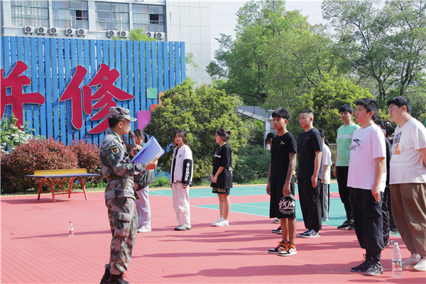 青春飛揚(yáng) 逐夢(mèng)啟航|南京新華2022春季素質(zhì)拓展周開始啦！