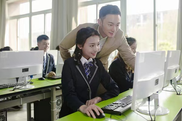 初中畢業(yè)沒(méi)學(xué)上，考慮什么<a href=http://njxh.cn target=_blank class=infotextkey>專業(yè)</a>好
