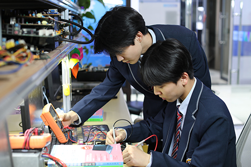 初中沒畢業(yè)、高中讀不下去？能學(xué)什么技術(shù)呢？