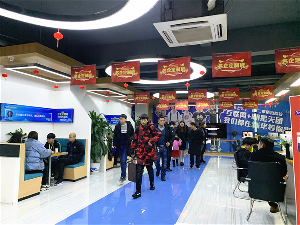 年前擇校，為啥家長(zhǎng)都來南京新華實(shí)地考察？